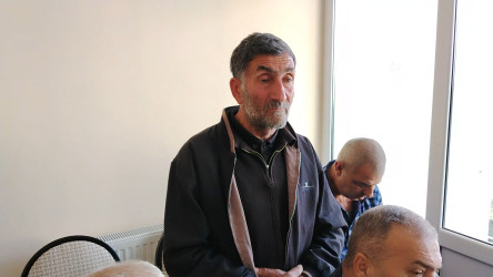 İcra başçısı Kürdəmir rayonunda yerləşən köçkün şəhərciyində  rayon sakinləri ilə səyyar görüş-qəbul keçirib