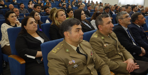 Xankəndi şəhərində “Dayanıqlı və sabit gələcək naminə ekoloji risklərin idarə edilməsi” mövzusunda konfrans keçirilib
