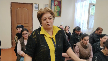 Rayon rəhbəri 11 saylı Cəbrayıl qəsəbəsində səyyar görüş-qəbul keçirib