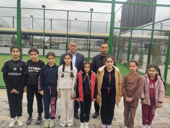 Məktəblilərimiz Respublika birinciliyinə vəsiqə qazanıblar