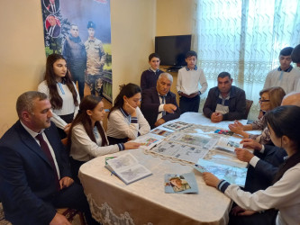 Cəbrayıl rayonu üzrə Uşaq Səfirlər Məclisinin fəalları şəhid Süleymanov Əyyub Rasim oğlunun ailəsini ziyarət ediblər