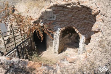 Cəbrayıl rayonunun tarixi-memarlıq abidələrindən olan  Sultan Allahverdi hamamı və ya Sultan Məcid hamamı