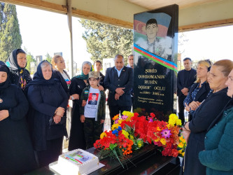 Şəhid Qəhrəmanov Ruhin Əşrəf oğlunun doğum günü qeyd olunub