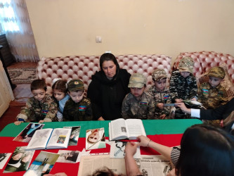 Cəbrayıl rayon 7 saylı Uşaq bağçasının uşaqları Şəhid İsmayılzadə Sevindik Ramil oğlunun ailəsini ziyarət ediblər