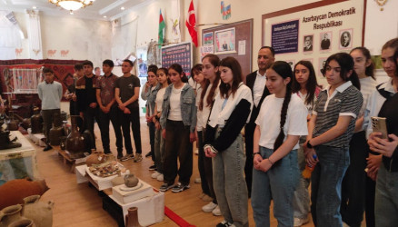 “Beynəlxalq Müzeylər Günü” ilə əlaqədar məktəblilər İmişli Tarix-Diyarşünaslıq Müzeyinə ekskursiya ediblər