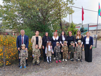Cəbrayıl rayon 7 saylı Uşaq bağçasının uşaqları Şəhid İsmayılzadə Sevindik Ramil oğlunun ailəsini ziyarət ediblər