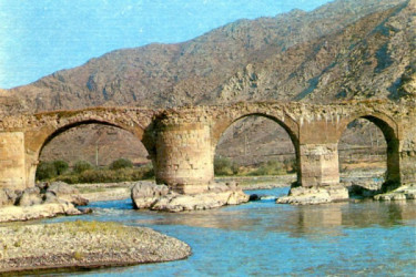 Xudafərin körpüləri