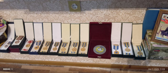 Cəbrayıl rayon 6 saylı Uşaq bağçasının uşaqları şəhid, baş kəşfiyyatçı Hüseynov Elxan Maarif oğlunun ailəsini ziyarət ediblər