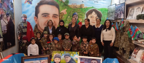 Cəbrayıl rayon 6 saylı Uşaq bağçasının uşaqları şəhid, baş kəşfiyyatçı Hüseynov Elxan Maarif oğlunun ailəsini ziyarət ediblər