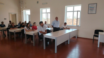 Hacıqabul rayonu, Qızılburun yaşayış massivindəki  qəsəbədə səyyar görüş-qəbul keçirilib