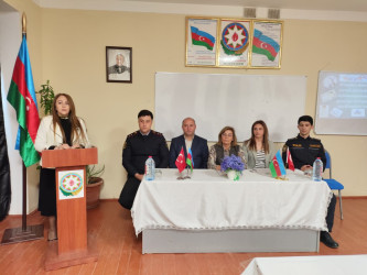 Cəbrayıl rayonunda “Uşaqları internetin zərərli təsirindən və informasiyalarından qoruyaq” mövzusunda maarifləndirici tədbir keçirilib