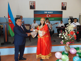 Cəbrayıl rayonunda “28 May – Müstəqillik Günü” münasibətilə “Haqqım var ki, öyünüm Azərbaycan deyəndə”adlı ümumrayon  tədbiri keçirilib