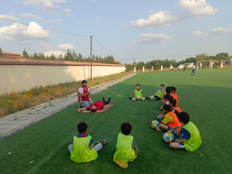 Fövqəladə Mobil Könüllü Dəstəsinin (FMKD)  futbolçularla təlimləri  davam edir