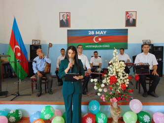 Cəbrayıl rayonunda “28 May – Müstəqillik Günü” münasibətilə “Haqqım var ki, öyünüm Azərbaycan deyəndə”adlı ümumrayon  tədbiri keçirilib