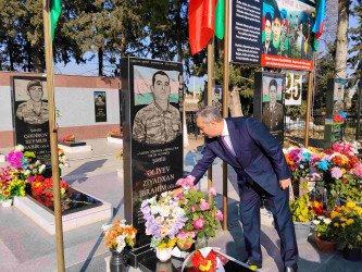 İcra başçısı Kürdəmir rayonunda yerləşən köçkün şəhərciyində  rayon sakinləri ilə səyyar görüş-qəbul keçirib