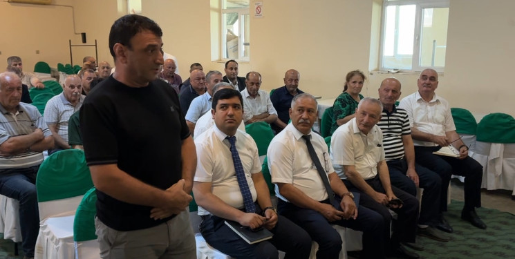 Cəbrayıl Rayon İcra Hakimiyyətinin başçısı Kamal Həsənov növbəti səyyar qəbulu Bakı şəhəri, Abşeron rayonu, Mehdiabad qəsəbəsində keçirib