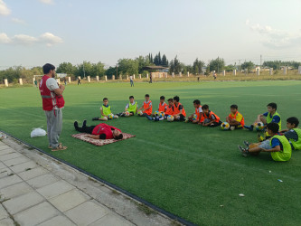 Fövqəladə Mobil Könüllü Dəstəsinin (FMKD)  futbolçularla təlimləri  davam edir