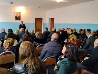 İcra başçısı 10 saylı Cəbrayıl qəsəbəsində rayon sakinləri ilə səyyar görüş-qəbul keçirib