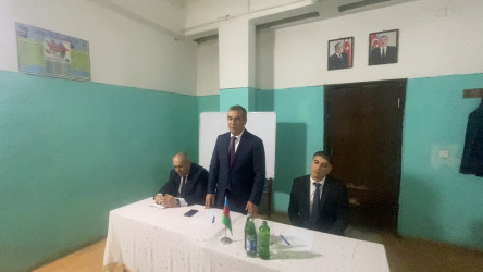 İcra başçısı növbəti səyyar görüş-qəbulu Bakı şəhəri, Sabunçu rayonunda fəaliyyət göstərən rayonun C.Əhmədov adına tam orta məktəbində keçirib