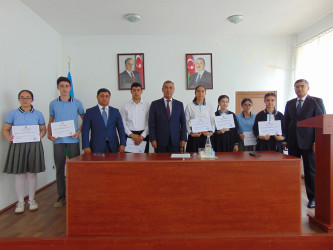 Rayon İcra Hakimiyyətinin başçısı Respublika Fənn Olimpiadalarının qalibləri ilə görüş keçirib